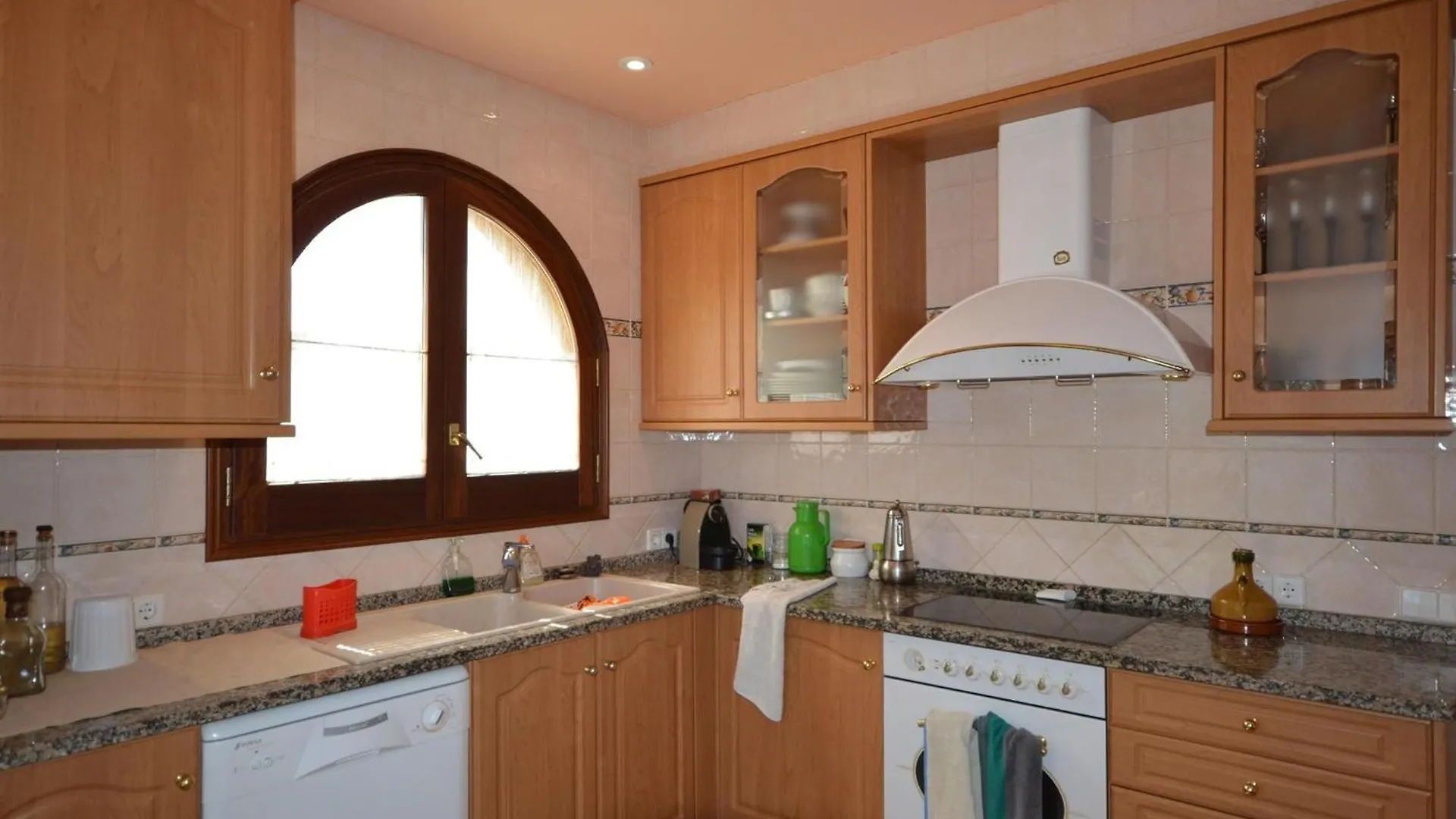 Casa Con Piscina Privada, Jardin, Barbacoa, Wifi Y Despacho En Costa Brava - Es-89-83 Ventalló
